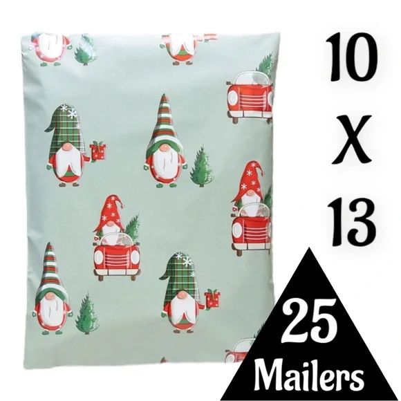 25 10X13 Gnome Christmas Poly Mailers, Shipping Envelopes PRICE IS FIRM - Picture 2 of 2